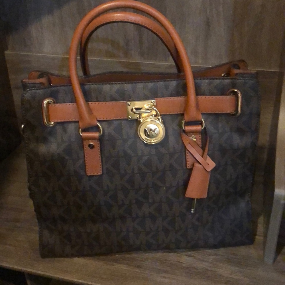 Michael Kors Hamilton Bag